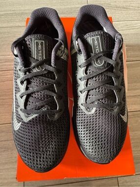 Nike Metcon 5 Black Silver Women’s Low Top Lace Up Sneaker Athletic Shoes